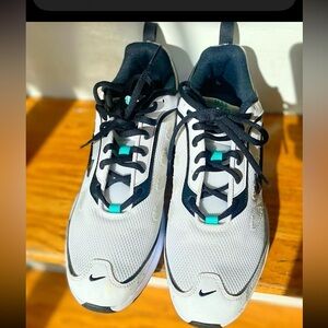 Size 10 - Nike Air Max AP White Black